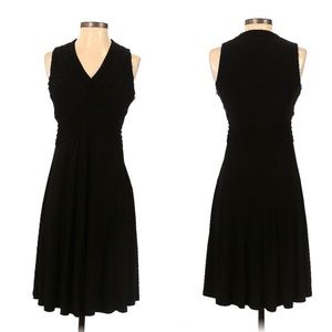 JONES NEW YORK | Black Petite fit and flare dress - Size 4P